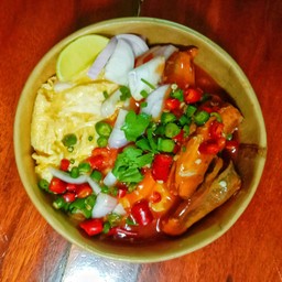 ข้าวไข่ข้นยำปลากระป๋อง