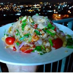 P̄hạd thịy khuṇ LUNG ลาบคุณพ่อ สนามบินเก่าตำบลสุเทพ