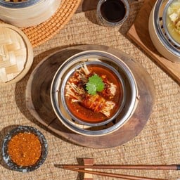 D1. สามชั้นเห็ดเข็มทองหม่าล่า (2ชิ้น)