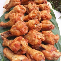 ปีกบนไก่ทอด