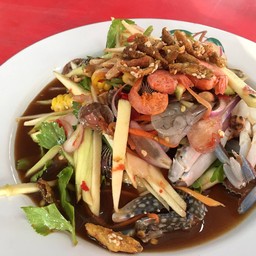 ยำมะม่วงทะเลรวมปลาร้า