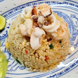 ข้าวผัด กุ้ง, หมึก, ทะเล