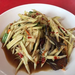 ตำมะม่วงปูปลาร้า