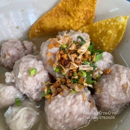 เกาเหลาหมูเด้งก้อนน้ำใส