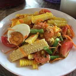 ตำข้าวโพดไข่เค็ม