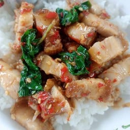 กระเพราล้วนๆ by พี่แอนนี่ สาขา 1🤩 (รับทำข้าวกล่อง) สาขา1