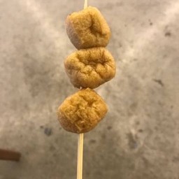 K 油豆腐 เต้าหู้ทอด