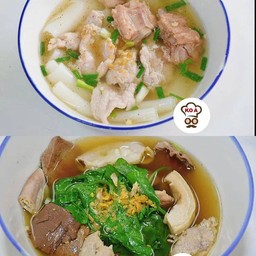 ก๋วยจั๊บสามหมู + เกาเหลาเลือดหมูตำลึง