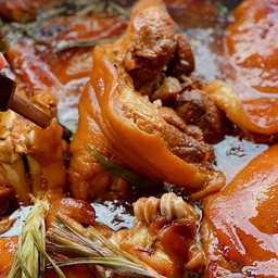 ขาหมูสับ (กับข้าว)