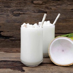 น้ำมะพร้าวสดปั่น