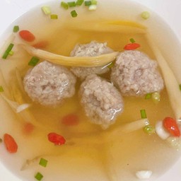 น้ำซุปหมูนุ่มดอกไม้จีน