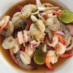 ยำกุ้งโลเล (กุ้งสด + กุ้งลวก)