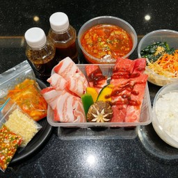 ทะจิมะยะ เซตหมู
