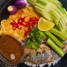 ข้าวปลาแกะ /ข้าวน้ำพริกกะปิปลาทู @โฮม