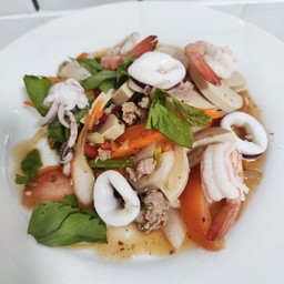 ยำหมูยอ