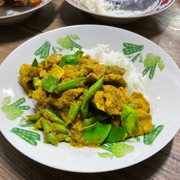 ยำแซ่บ อาหารตามสั่ง