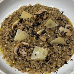 รีซอตโต้ทรัฟเฟิลและเห็ด