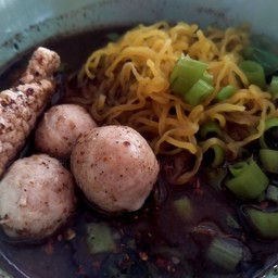 ป.ประทีปก๋วยเตี๋ยวเรือ(พรานนก)