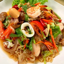 ยำมาม่ารวมมิตร