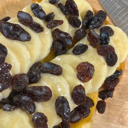 กล้วยหอม + ลูกเกดนมข้นหวาน