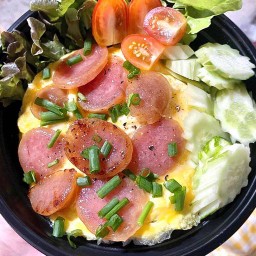 ข้าวไข่ข้น+กุนเชียงหมู (2 ฟอง)