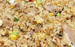 ข้าวผัดหมูชิ้น