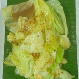 กะหล่ำปลีผัดน้ำปลา