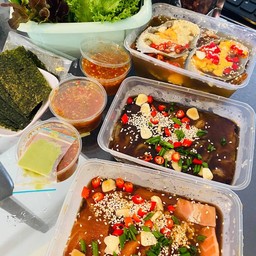 ชุดม่อนกุ้งเกาหลี+ปูไข่ดองm 1 ตัว