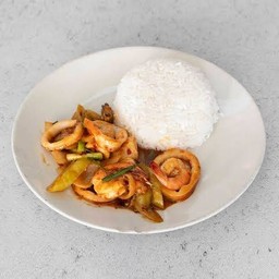 ข้าวเครื่องแกงทะเล