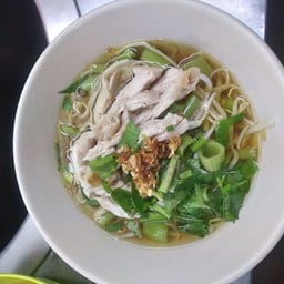 ก๋วยเตี๋ยวแชมป์ ข้าวมันไก่ เจ้อ้อย ปตท ตักศิลา