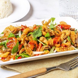 ยำสามกรอบ