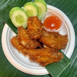 ปีกไก่ทอดน้ำปลา