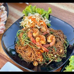 หมี่กระเฉดกุ้ง