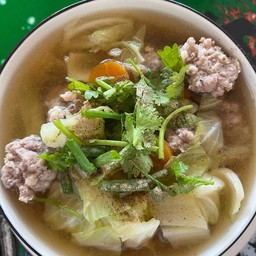 แกงจืดเต้าหู้หมูสับ