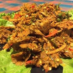 ไตปลาแห้ง สูตรปากพนัง เสิร์ฟพร้อมผักสด