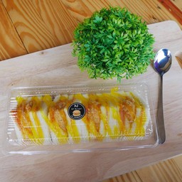 แซนวิชหมูหยองน้ำสลัดครีมโบราณ