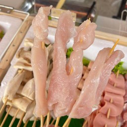 อกไก่