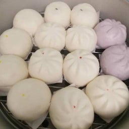 ซาลาเปา-ขนมจีบ-เฉาก๊วยโบราณ หมู่บ้านพฤกษาวิลล์ 62/2  นิมิตรใหม่