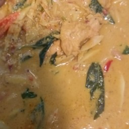 แกงคั่วไก่หน่อไม้สด