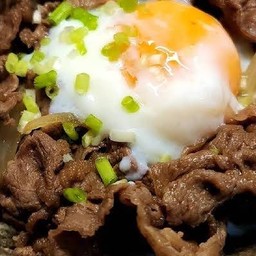 ข้าวหน้าเนื้อริปอาย