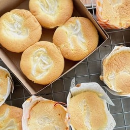 ข้าวกะหนม By Take a Bake