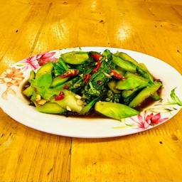 ผัดคะน้าน้ำมันหอย