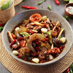 ยำนัวไหลบัวกุ้งสด