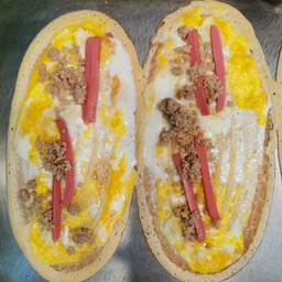 ไข่+หมูสับ+ไส้กรอก+ชีส