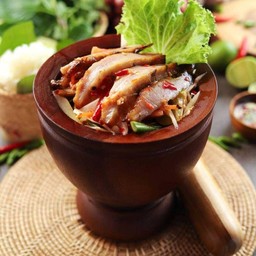 ตำหมูตกครก