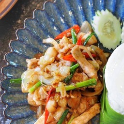 ผัดเคยเค็ม กับข้าว