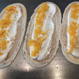 ครีมขาว +ฝอยทอง(โตเกียว)