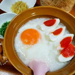 โจ๊กใส่ไข่+ไข่เค็ม