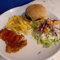 เบอร์เกอร์เนื้อ&ไก่สไปร์ซี่