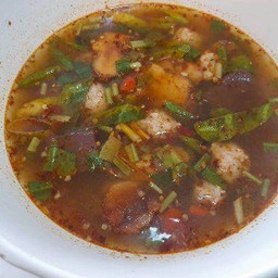 เครื่องในต้มแซ่บ